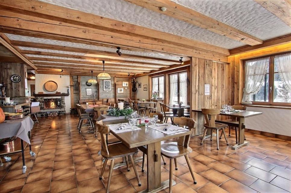 Hotel Elite B&B Rossiniere Екстер'єр фото
